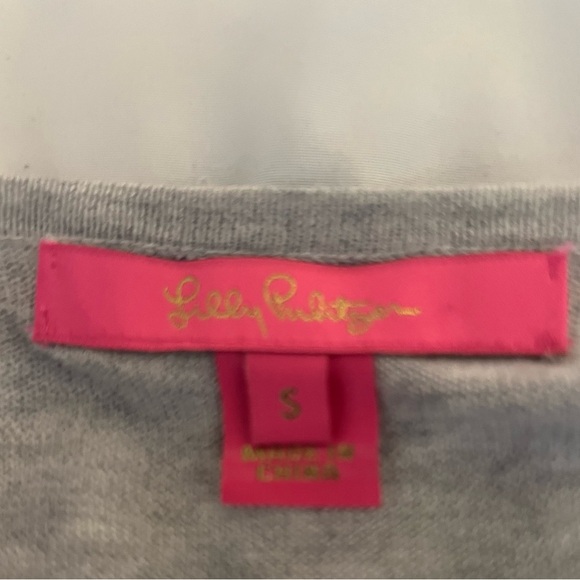 Lily Pulitzer oversized light gray lightweight sweater with 3/4 sleeves - Picture 3 of 11